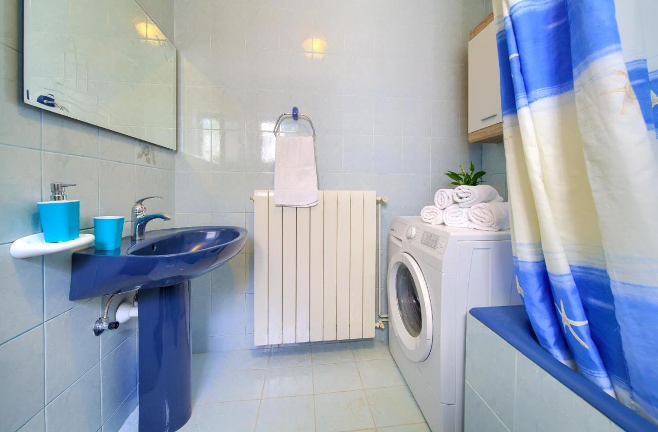 Apartman Mihael Малинска Экстерьер фото